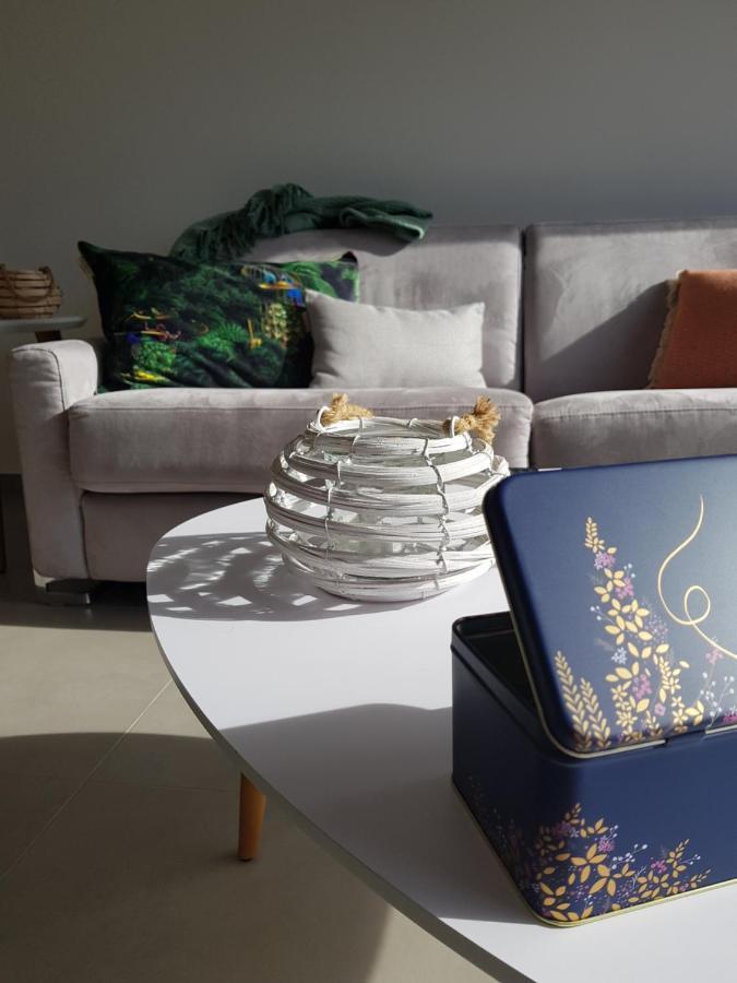Villa Home Holiday A Cala Rossa ลิชชี ภายนอก รูปภาพ